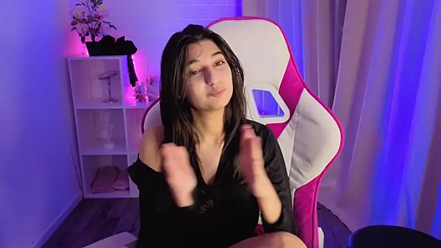 JasminAvily online show from 04/19/26, 06:10