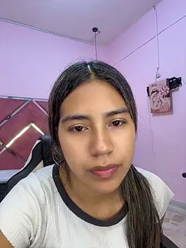 Kimmiebellarie online show from 04/17/26, 12:19