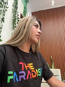 Kimmiebellarie online show from 06/19/26, 02:10