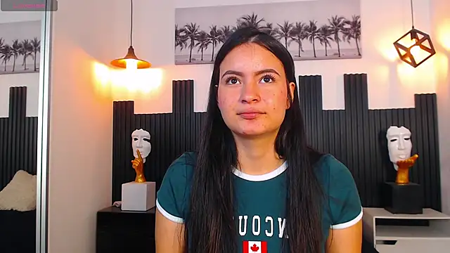 rosaleia  online show from 04/16/26, 09:39