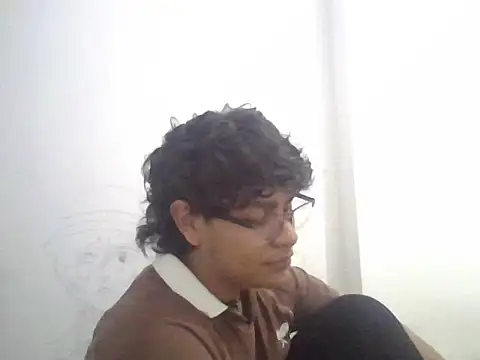 xhecho uzumaki online show from 05/06/26, 12:08