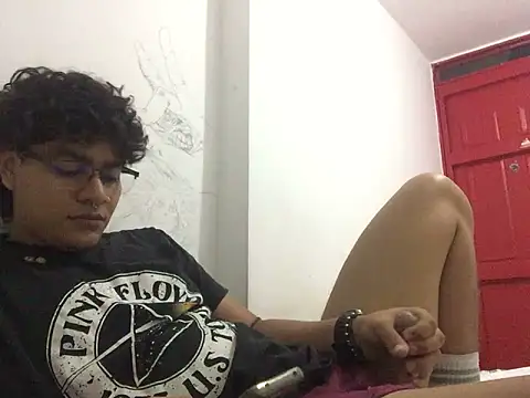 xhecho uzumaki online show from 06/03/26, 04:04
