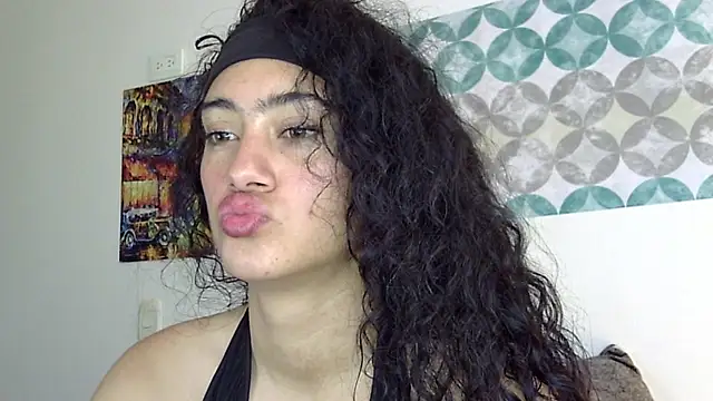Snapshot of shelsy_d chatting on 05/21/26, 09:44 shelsy d online show from 05/21/26, 09:44