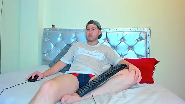 matthew gill online show from 04/14/26, 11:49