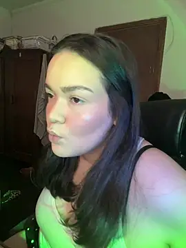 dayanestephany1 online show from 06/15/26, 08:55