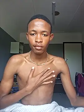 youngAndReckles online show from 04/11/26, 07:24