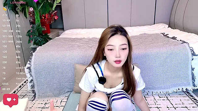 MMMxiXi6 online show from 05/23/26, 12:20