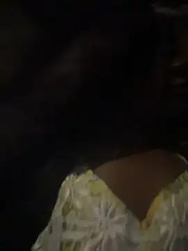 Pretty-pink online show from 04/20/26, 01:47