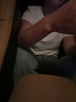 jiaojiaobaobei online show from 04/18/26, 01:37