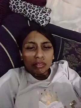 MELIZ QUEEN online show from 06/17/26, 12:35