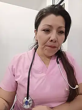 Snapshot of SARA_21- chatting on 06/16/26, 01:03 SARA 21- online show from 06/16/26, 01:03