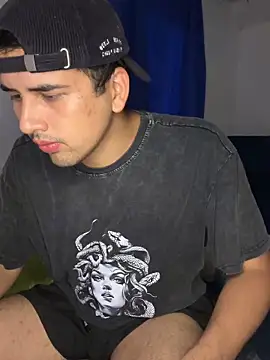 AdrianEmpire online show from 04/15/26, 10:43