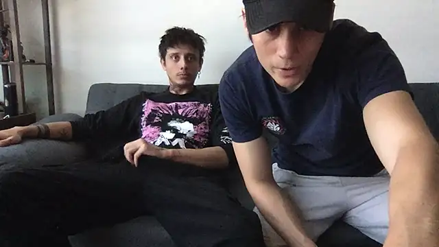 Chrixtopherobin online show from 04/29/26, 07:20