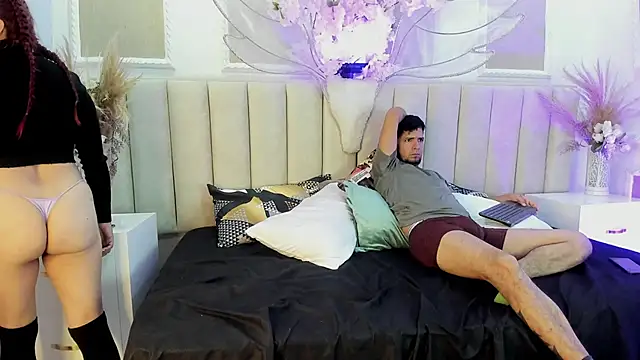 wild loverss online show from 04/15/26, 09:37