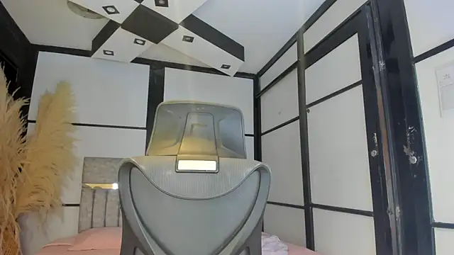 DeboraCopper  online show from 04/14/26, 12:38