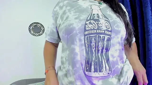 Snapshot of Serenya_muse chatting on 04/16/26, 12:39 Serenya muse online show from 04/16/26, 12:39