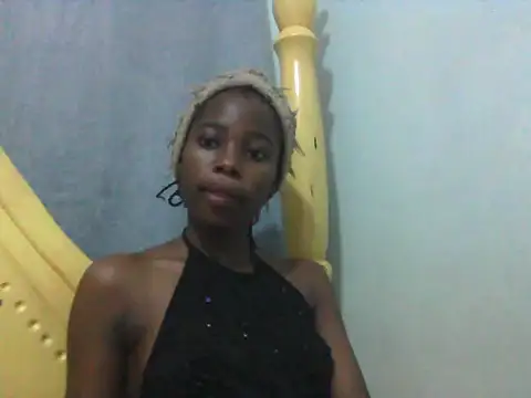 Snapshot of Rerpuss1 chatting on 07/19/26, 01:26 Rerpuss1 online show from 07/19/26, 01:26