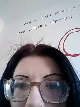 Snapshot of HotVWGirl chatting on 04/22/26, 03:24 HotVWGirl online show from 04/22/26, 03:24