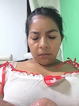 Tamaraxxx hot online show from 06/18/26, 04:57