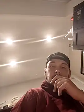 HugoEspada1 online show from 04/23/26, 12:01