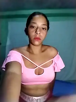 Snapshot of YuliBrayan chatting on 04/15/26, 06:09 YuliBrayan online show from 04/15/26, 06:09