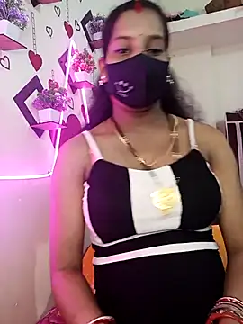 Snapshot of Mun_Mun1 chatting on 04/13/26, 03:45 Mun Mun1 online show from 04/13/26, 03:45