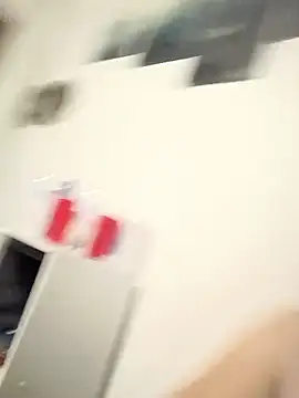 Snapshot of joshe40 chatting on 04/13/26, 01:38 joshe40 online show from 04/13/26, 01:38