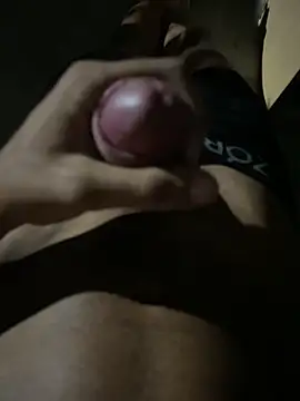 Snapshot of usuario55778 chatting on 04/12/26, 06:40 usuario55778 online show from 04/12/26, 06:40