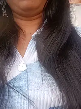 Miss Divyaa online show from 05/22/26, 12:55
