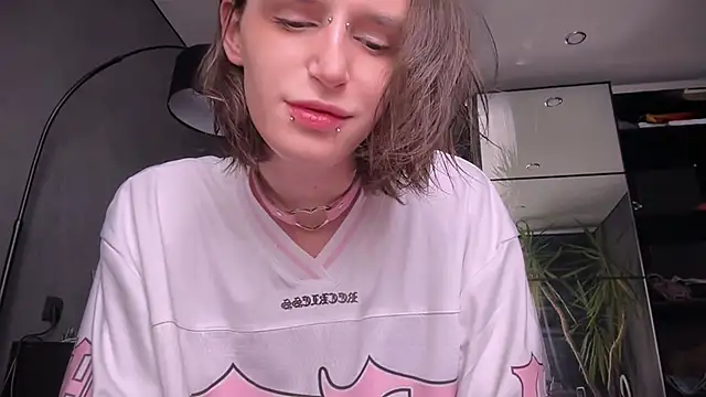 Niky Long online show from 07/06/26, 08:11