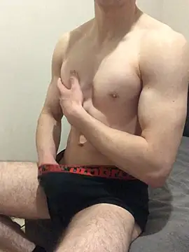 maxence 096 online show from 04/15/26, 01:45