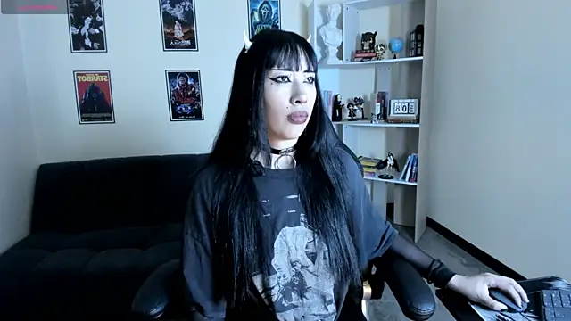 Ravenelle  online show from 07/12/26, 09:17