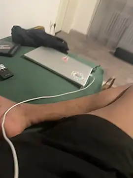 ankitmishra22 online show from 04/12/26, 11:54