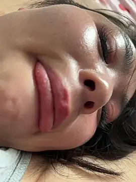 Shui Duoduo online show from 04/15/26, 02:18