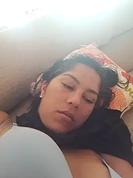 Snapshot of Bandida553 chatting on 04/13/26, 06:13 Bandida553 online show from 04/13/26, 06:13