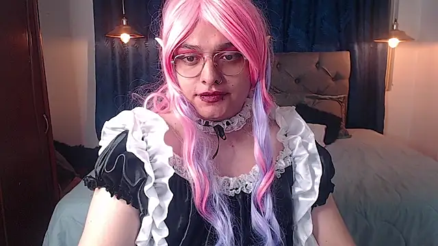 luna snow  online show from 04/15/26, 04:03