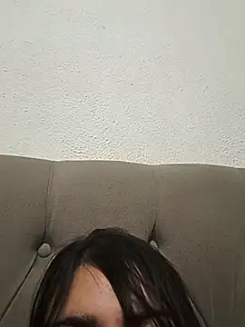 Snapshot of Luna-elle chatting on 04/14/26, 01:39 Luna-elle online show from 04/14/26, 01:39