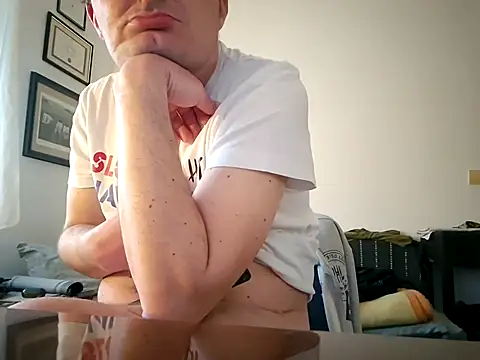 matteopeder online show from 04/14/26, 04:24