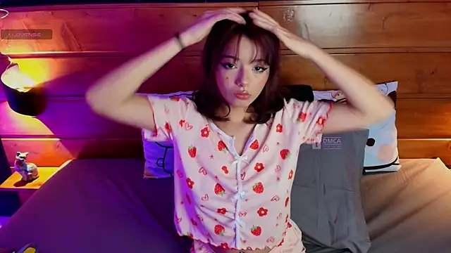 lily reeds online show from 07/04/26, 08:37