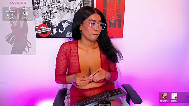 ALISSA SMITH  online show from 05/17/26, 05:05