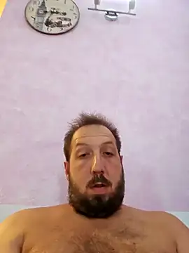 Snapshot of stefanotoma91 chatting on 04/13/26, 07:30 stefanotoma91 online show from 04/13/26, 07:30