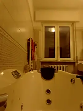 Snapshot of stefanotoma91 chatting on 04/16/26, 01:45 stefanotoma91 online show from 04/16/26, 01:45