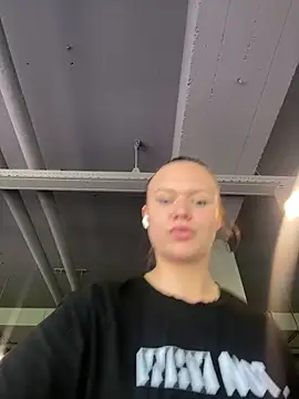 SweetLikaaa online show from 04/29/26, 10:08