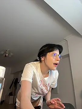 fothisaa online show from 04/15/26, 10:21