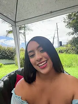 JuliettaGmz online show from 05/22/26, 04:56
