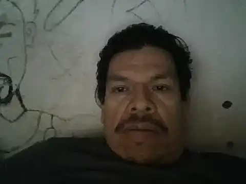 Snapshot of Oskr2024XXX chatting on 01/10/25, 10:25 Oskr2024XXX online show from 01/10/25, 10:25