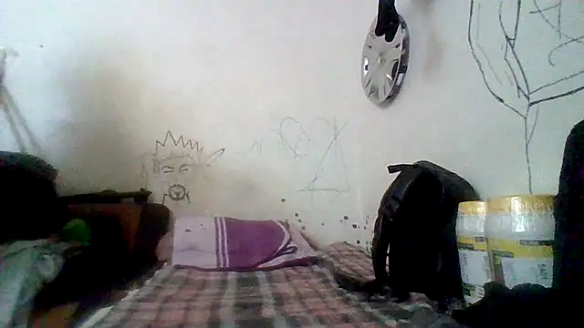 Snapshot of Oskr2024XXX chatting on 10/12/25, 07:35 Oskr2024XXX online show from 10/12/25, 07:35