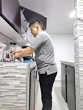 ian charmboy online show from 04/15/26, 01:01