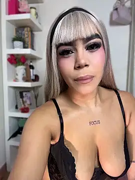 Tyra malkovaa online show from 06/30/26, 05:08