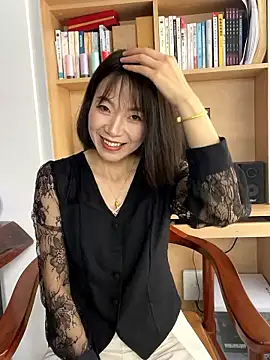 fafade2588 online show from 05/12/26, 08:00